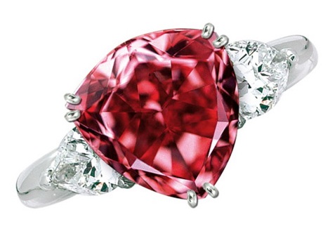 Moussaieff Red Diamond warty 7 milionów dolarów, 5.11 Ct