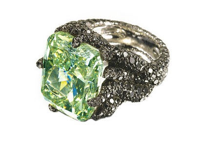 The de Grisogono Green Diamond warty $7.3 millionów