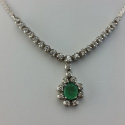 Złoty naszyjnik ze szmaragdem 1.20 ct i 29 brylantami 1.90 ct